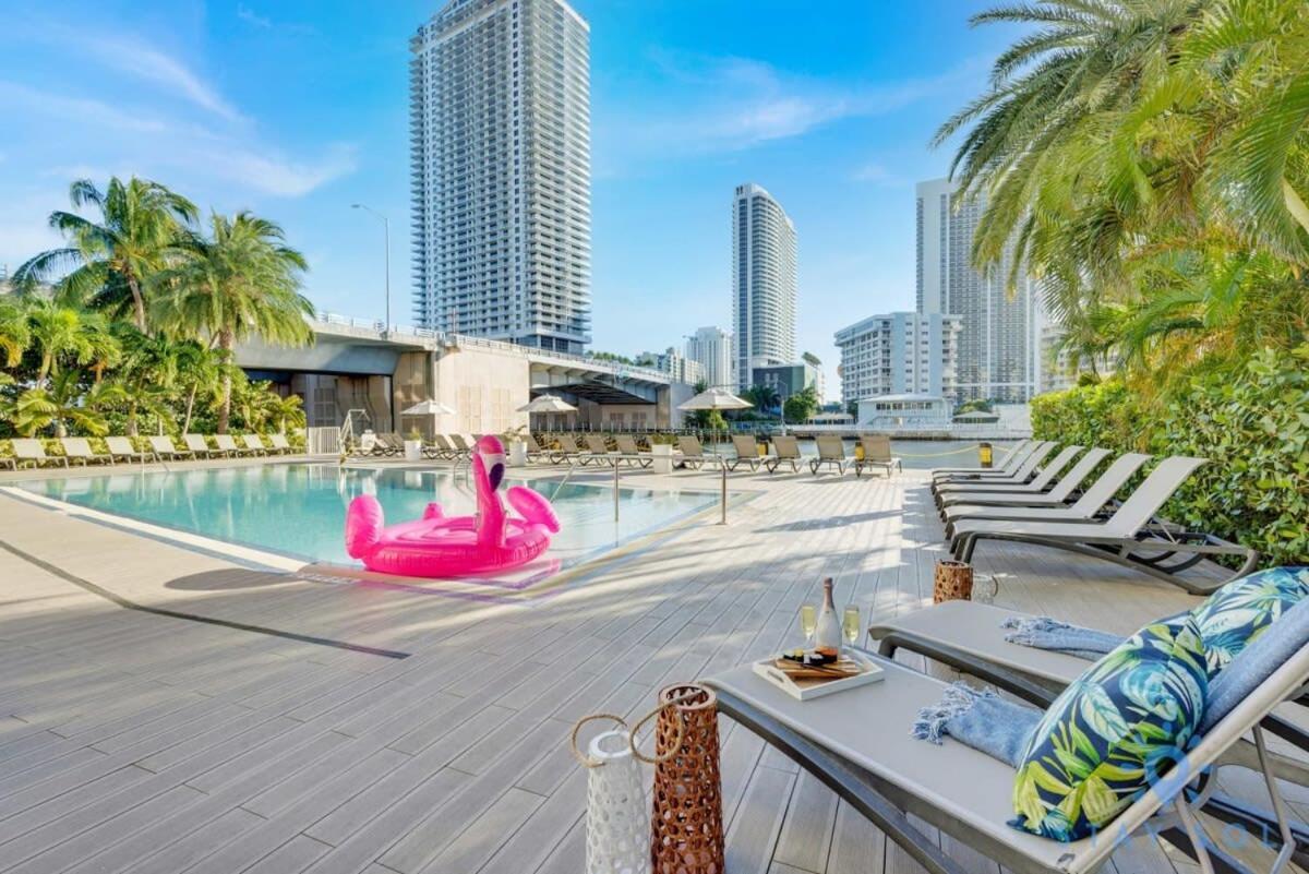 Infinite Views, Amazing Pool, Gym, Near Beach 할렌데일비치 외부 사진